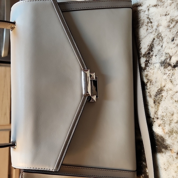 Michael Kors Purse Bi Color bag - Picture 3 of 16